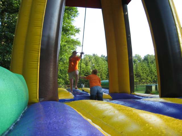 6KAMP 2006 Dorpshuis Vierhouten (Oranje/ijsvereniging)